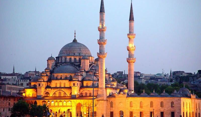 Kadir Gecesine Özel İstanbul Camiler Gezisi