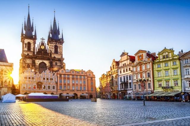 Dolu Dolu Orta Avrupa Turu Prag & Viyana & Budapeşte Rotası