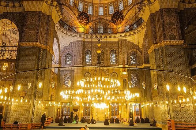 Miraç Kandiline Özel İstanbul Camiler Gezisi