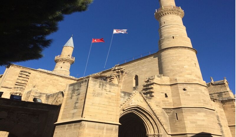İzmir Çıkışlı Kıbrıs Kültür Turu Vuni Palace Hotel