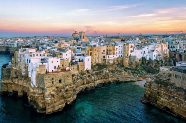 Puglıa Turu Türk Havayolları ile Tüm Turlar Dahil 4 Gece 5 Gün