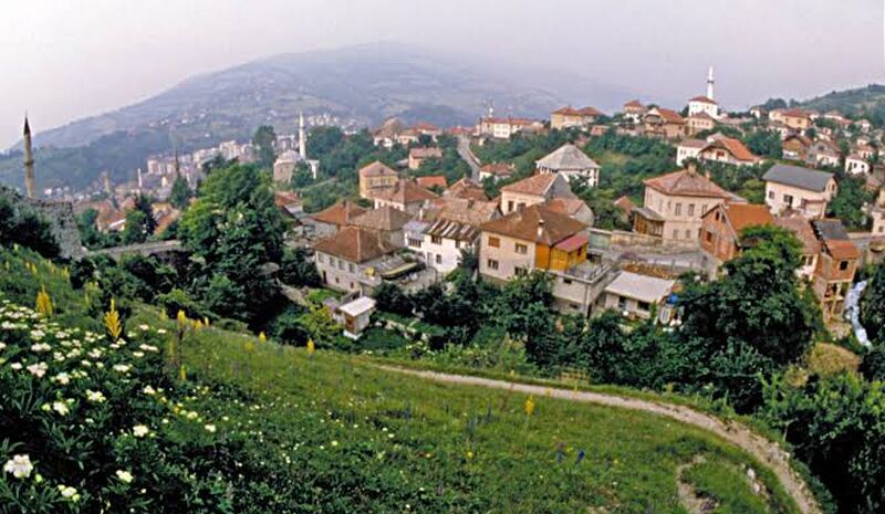 Kosovalı Büyük Balkanlar Turu AJet ile Extra Turlar ve Akşam Yemekleri Dahil TZL-TZL