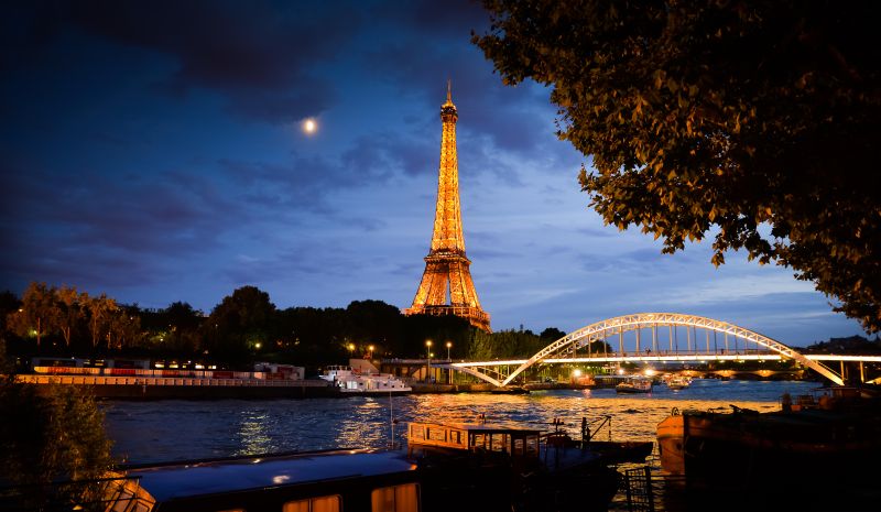 Avrupa'nın Kalbi Benelux & Paris Turu Ajet Havayolları İle 7 Gece 8 Gün Promosyon (DUS-FRA)