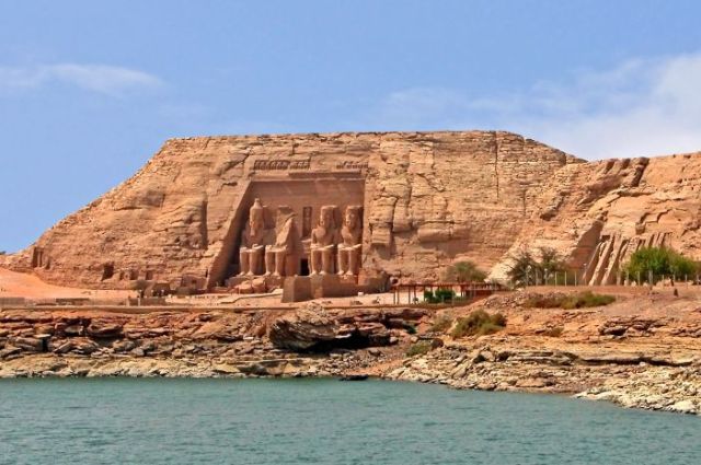 Dolu Dolu Kahire’den Abu Simbel’e:  Mısır’ın Altın Rotası